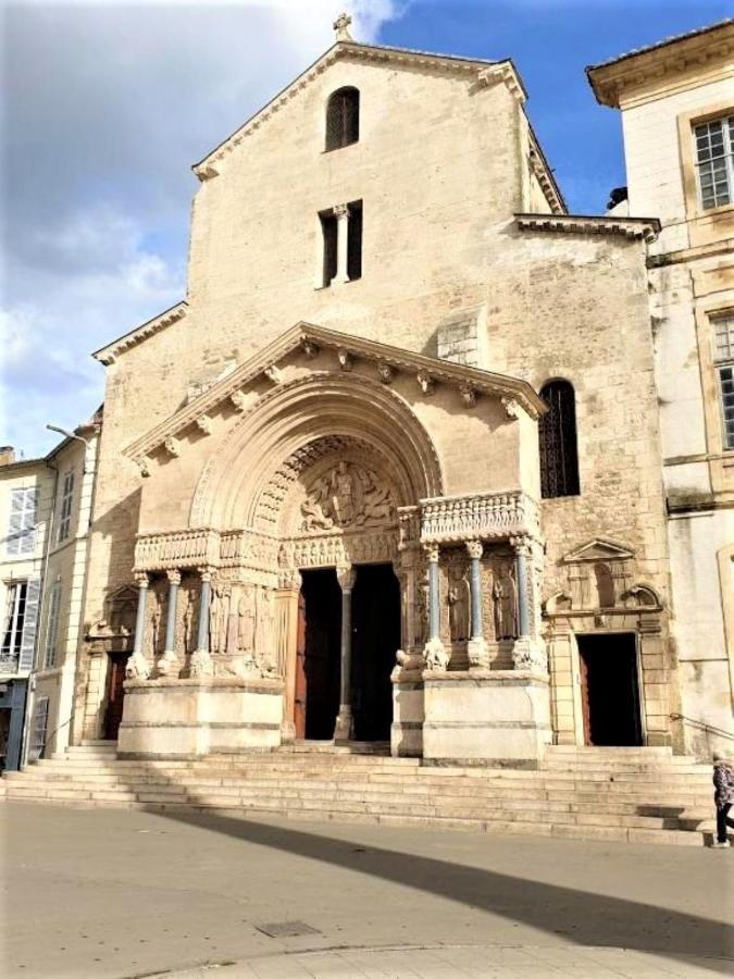L'Appart De La Rue Balze 阿爾勒 外观 照片